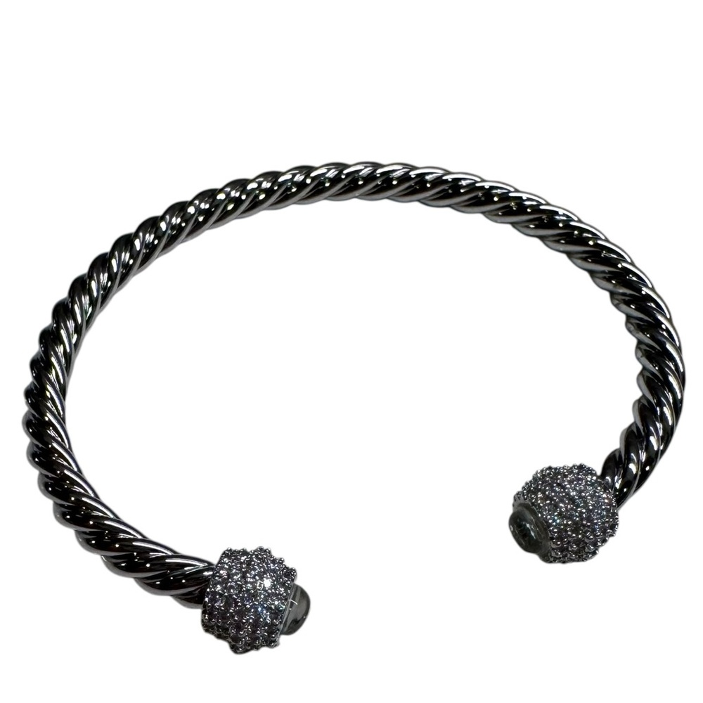 Treasure Jewels Elegant Silver Twisted Bracelet with crystals NWOT